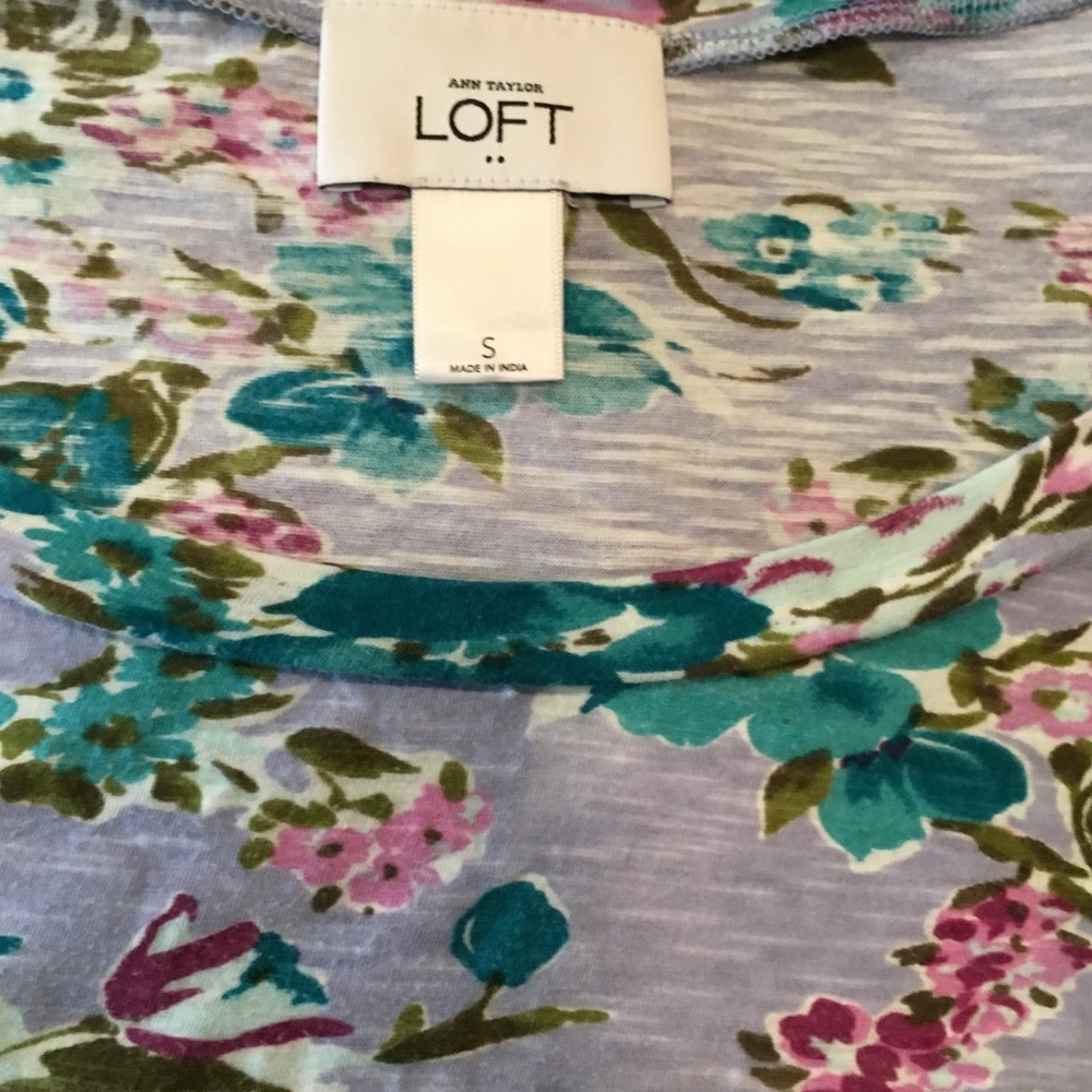 Floral t-shirt - Picture 2 of 3
